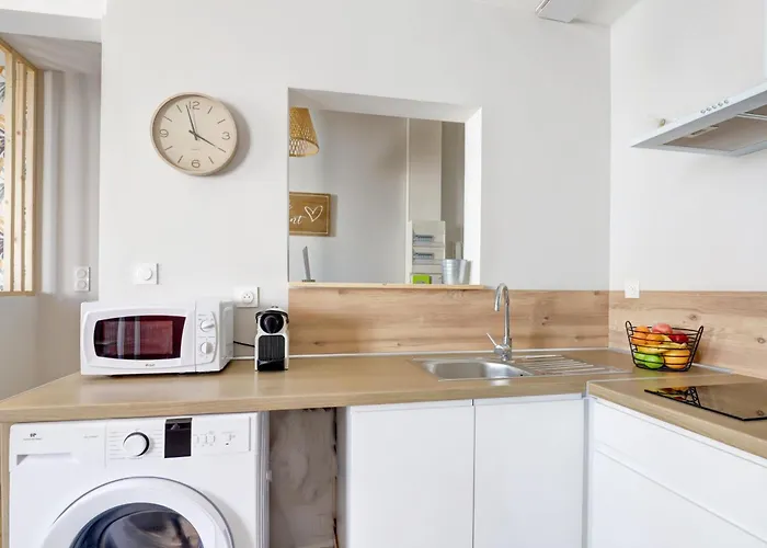 Le Clos Dore Parc Rochegude Lägenhet *